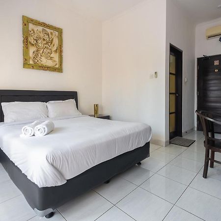 Oyo 505 Saraswati Serenity Jimbaran  Exterior photo